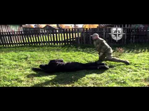 Видео: Перевороты спасения и переноска на себе