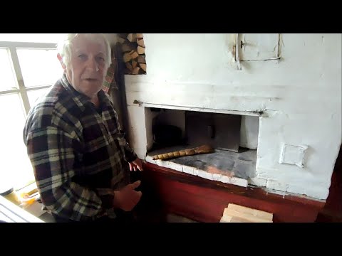 Видео: Русская ПЕЧЬ с лежанкой. Технологии и секреты старинной деревенской кладки русской печи.