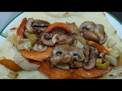 Видео: Лепешка из Римини с тыквой и  грибами шампиньон 👍❣️----- ''А мне нравиться кушать так''