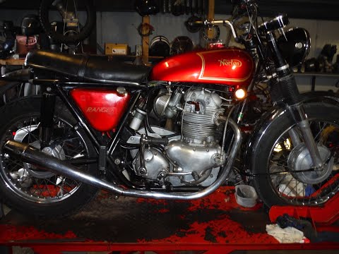 Видео: Устранены утечки масла в коробке передач Norton P11 Ranger — надеюсь!