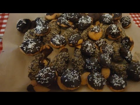 Видео: Наш день #988 Уборка в гостиной. Открываем сезон печенья