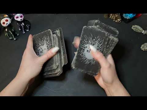 Видео: ЧТО ОН ДУМАЕТ О ВАС СЕЙЧАС? ГАДАНИЕ НА ТАРО