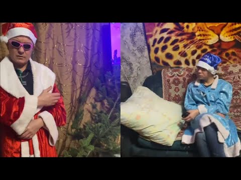 Видео: КАК ИРИШКА ЧИКИ ПИКИ И БЕЗУМНЫЙ ПАША ЗА ЁЛКОЙ ХОДИЛИ