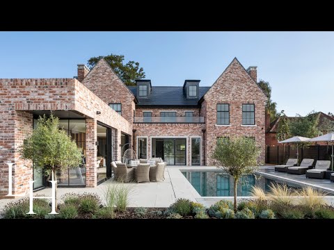 Видео: Внутри потрясающего дома Роба и Алекса с бассейном и кинотеатром