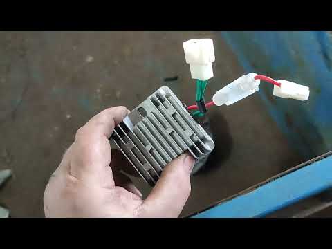 Видео: Зарядка китайського мінітрактора .