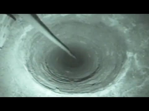 Видео: Ударно-канатное бурение самодельной установкой.