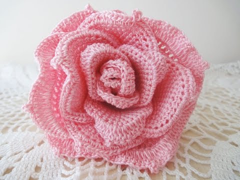 Видео: Большая роза Часть 1 Rose Crochet Part 1