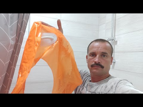 Видео: Как быстро заклеить плавательный круг.