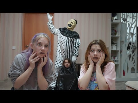Видео: ЧТО ПРОИЗОШЛО КОГДА МЫ ОСТАЛИСЬ ОДНИ ДОМА?! СТРАШИЛКА!