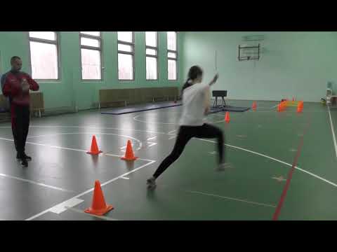 Видео: Урок физической культуры в 8 классе