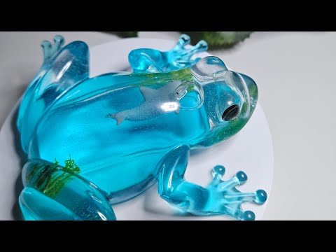 Видео: СРАБОТАЛО! Я сделал лягушачью шейкер + бонусом 3D-лягушку. #resintutorial #resincrafts