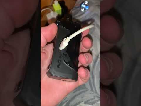 Видео: Батарейка 18650 новая не работает ВЕЙП aegis boost pro новый не заряжается