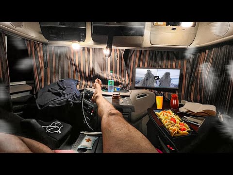 Видео: Я уронил телевизор во время кемпинга на грузовике! один ночью