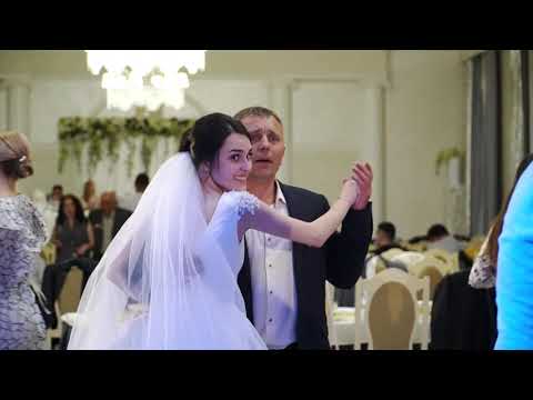 Видео: Запальна полька від Франківських музик ГРАФ ПАЛАЦ