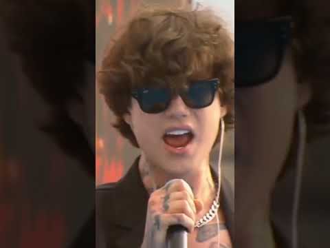 Видео: @Xolidayboy___ Выступил красиво 🔥🔥🔥 Отвал башки 👍#xolidayboy VKfest 💥