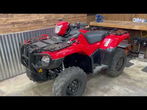 Видео: Обзор Honda Foreman Rubicon 4x4 EPS 520 2023 года с DCT