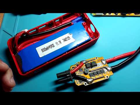 Видео: Jump starter 26000mAh. Ч.2 Вскрытие АКБ и "коробочки".