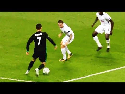 Видео: ЛУЧШИЕ ФИНТЫ В ФУТБОЛЕ 2018