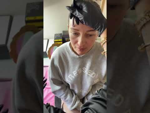 Видео: Елизавета Суркова. ПМ бровей с градиентом цвета. Показ на модели