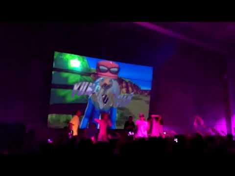 Видео: PHARAOH & Acid Drop King - Козловский Remix  [Live] (09.05.2016) YUNG RUSSIA TOUR II МОСКВА