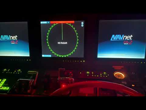 Видео: Nordhavn 76 Сиэтл – Гавайи, день 8. Потеря электроники! /НЕ оригинальное оборудование!/