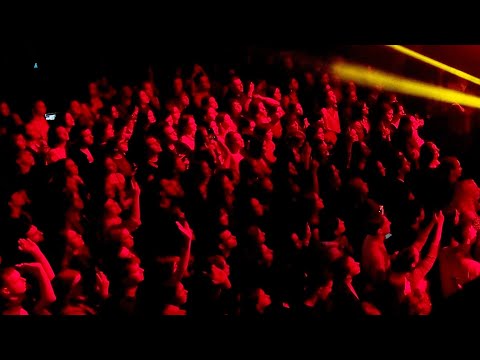 Видео: Сюзанна - Вёсла / Всё или ничего / Дарю / Не подумай - Live @ Urban Club,  Москва, 28.05.2022