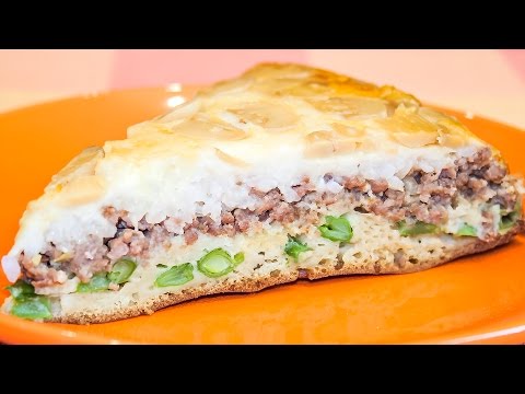 Видео: Заливной пирог-перевёртыш с мясом, грибами и сыром! Очень вкусный и необычный пирог на кефире!