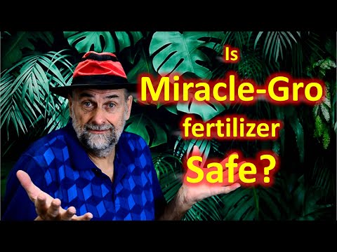 Видео: Безопасны ли синтетические удобрения типа Miracle-Gro?