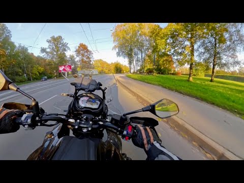 Видео: Осень, ветер, звук мотора