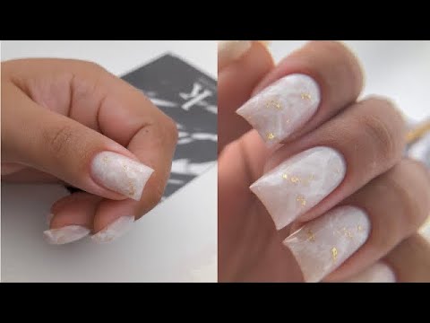 Видео: КОМБИ МАНИКЮР/ МРАМОР НА НОГТЯХ / УКРЕПЛЕНИЕ НОГТЕЙ ГЕЛЕМ