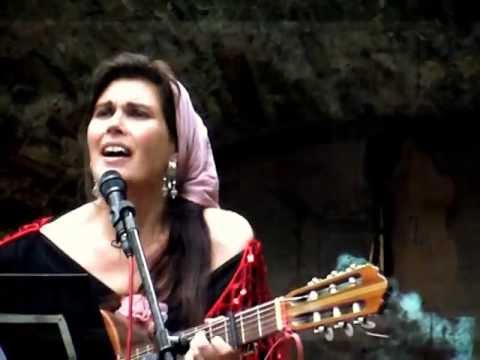 Видео: SHUNEN - ШУНЭН  by Larissa Strogoff & Latcho Russian Gypsy Music - Marienthaler Lichterabend