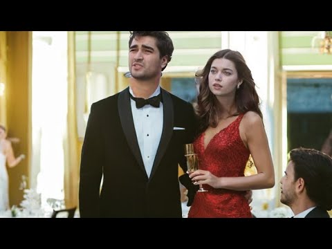 Видео: Мерт Рамазан Демир расплакался, делясь воспоминаниями, которыми он поделился с Афрой Сарачоглу в ...