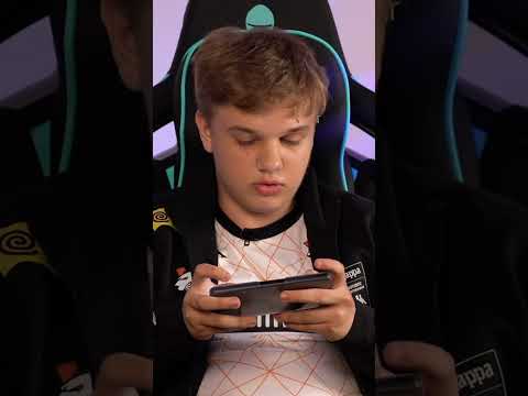 Видео: Lunax показал, как новичку настроить сенсу в STANDOFF 2 #virtuspro #so2