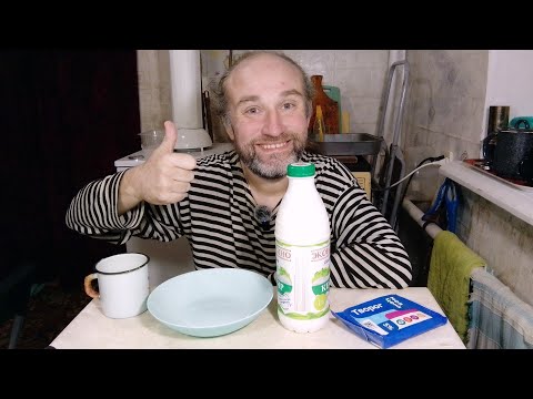 Видео: Ужин с Рыжулей. Творог и кефир - это очень вкусно. Мукбанг. Обжор. Еда на камеру. Диета. Шизофрения.
