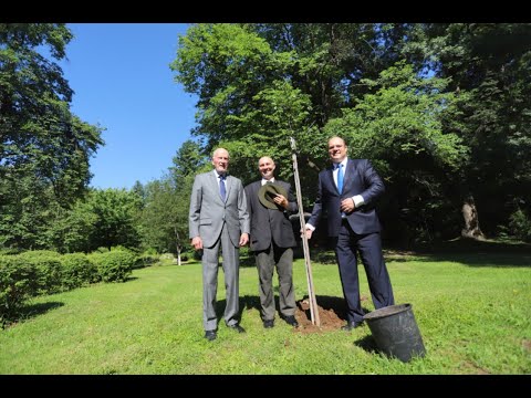 Видео: Симеон Сакскобургготски: Отношението към природата е семейна марка