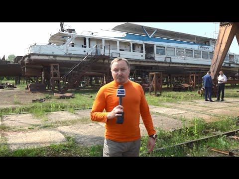 Видео: Ремонт теплохода "Пинск". Когда возобновятся прогулки по реке?