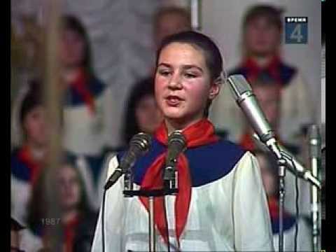 Видео: Крылатые качели. БДХ, 1987.