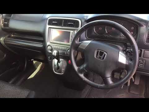 Видео: Обзор Honda Stream 2006 г в