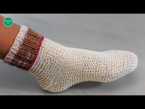 Видео: Простой и быстрый вязаный носок