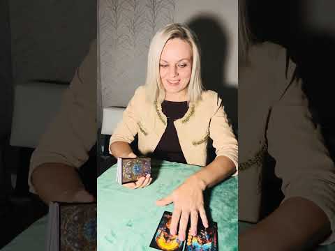 Видео: Кто СЛЕДИЛ и Что Наследили ? 🐾 🕵️  за тобой 🔮 таро Что им Надо?