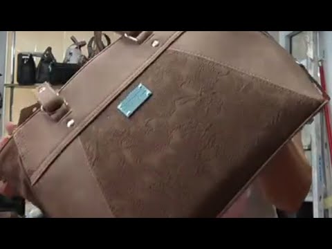Видео: #трендыосени 🍂 ЗОЛОТАЯ ОХРА 🤑🧐 ВЫБРАТЬ ЛУЧШУЮ МОДЕЛЬ СУМКИ 🥰🧐