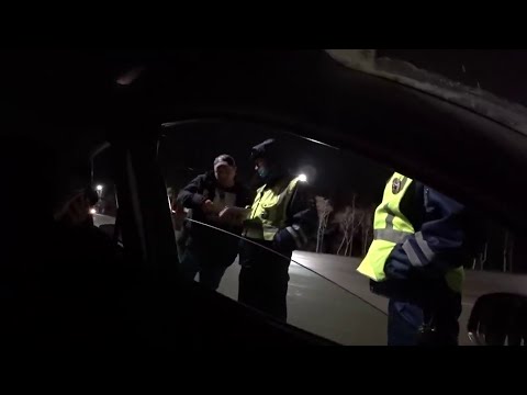 Видео: КАК ВЕСТИ СЕБЯ С ДПС ГИБДД УЧИЛИ ПДД ПОЛИЦИЮ