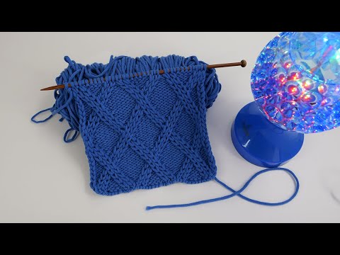 Видео: Узор Ромбовидная плетенка спицами ❰❱