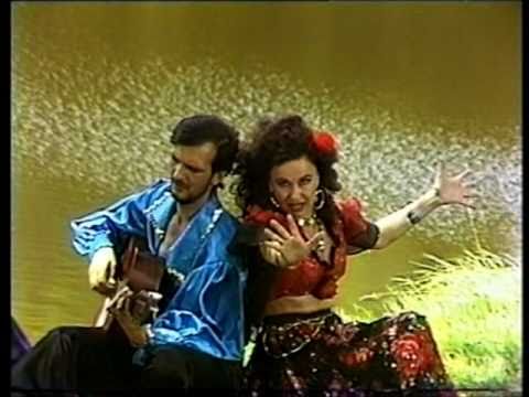 Видео: Не вечерняя Цыганский (старинный) романс  beautiful gypsy song Цыганский ансамбль "Изумруд" Gipsy