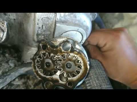 Видео: Неисправный масло насос мотоцикла Урал . #маслонасос_Урал