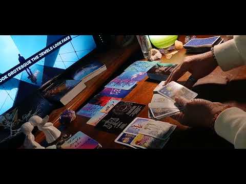 Видео: Лео 💗👑Больше не принимает сломанные столы. Папа не был мастером по производству клея. 🤬Кармически...