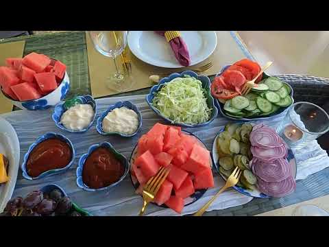 Видео: СПРАВЛЯЕМ ДЕНЬ РОЖДЕНИЯ 🥳 | СЕРВИРОВКА СТОЛА 🎂| ПРОГУЛКА