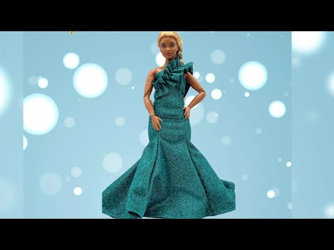 Видео: An emerald shiny dress for Barbie/Изумрудное блестящее платье для Барби