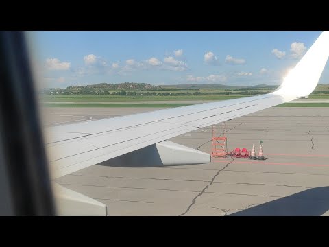 Видео: На самолете Усть-Каменогорск-Алматы и обратно)