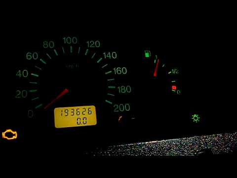 Видео: Застряла стрелка на бензин. Инжекторная нива